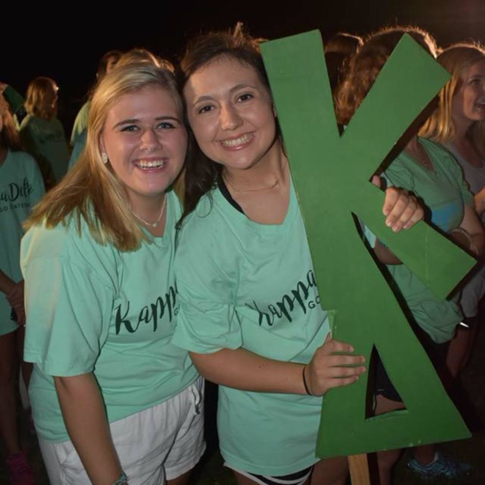 Meet your Posher, Karaline